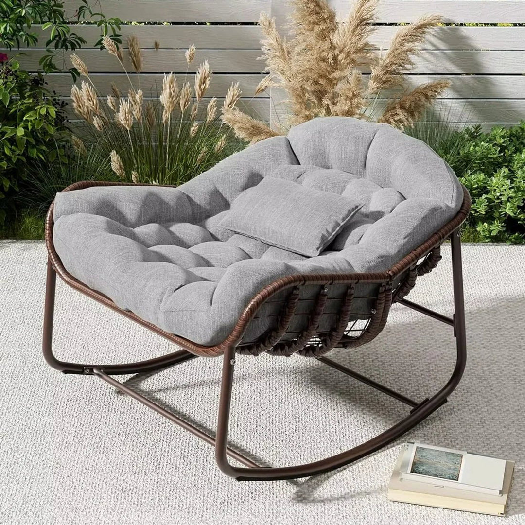 NUVIA – Rocking Chair Rotin Surdimensionné